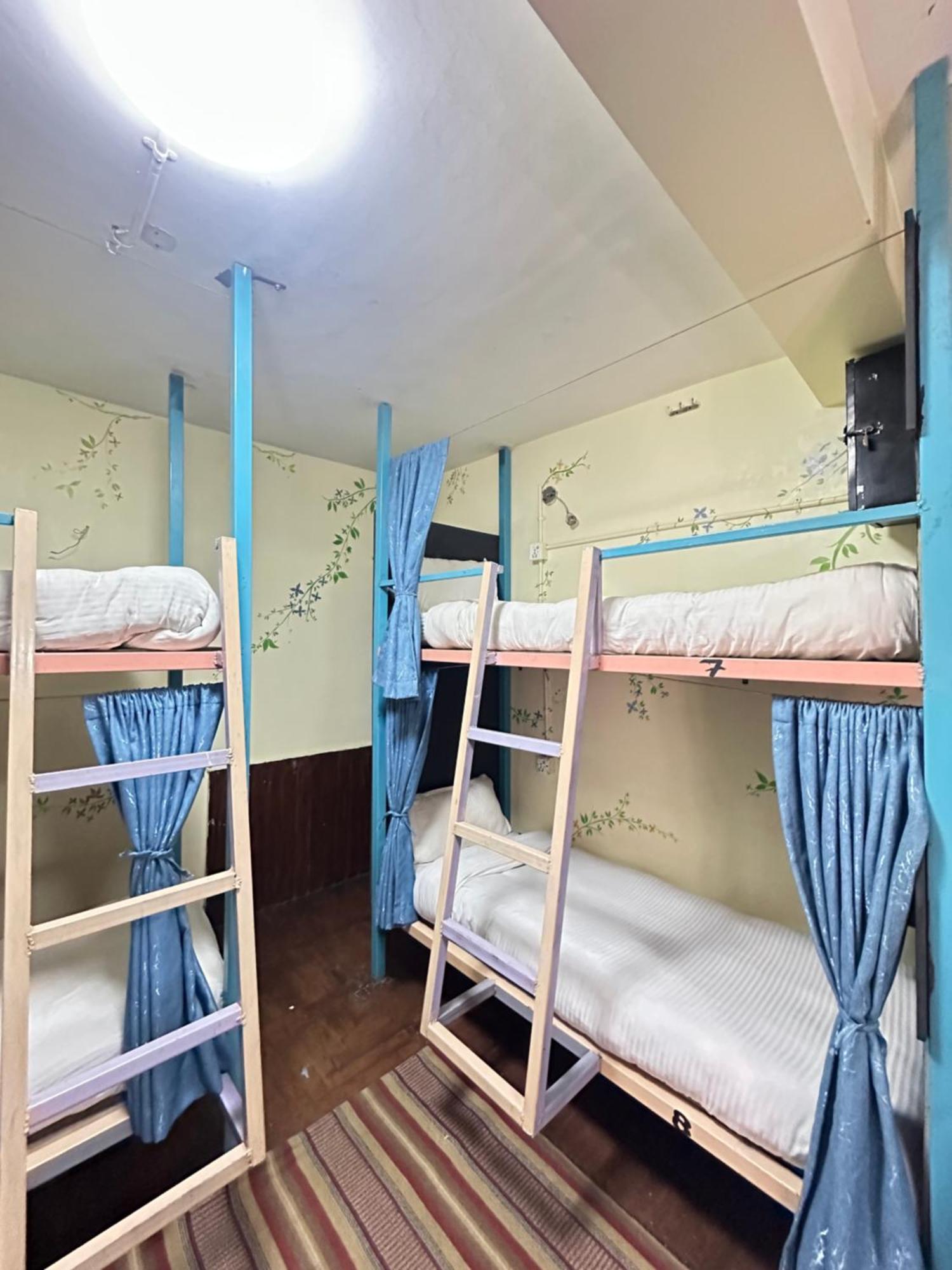 Yog Hostel Katmandu Eksteriør billede