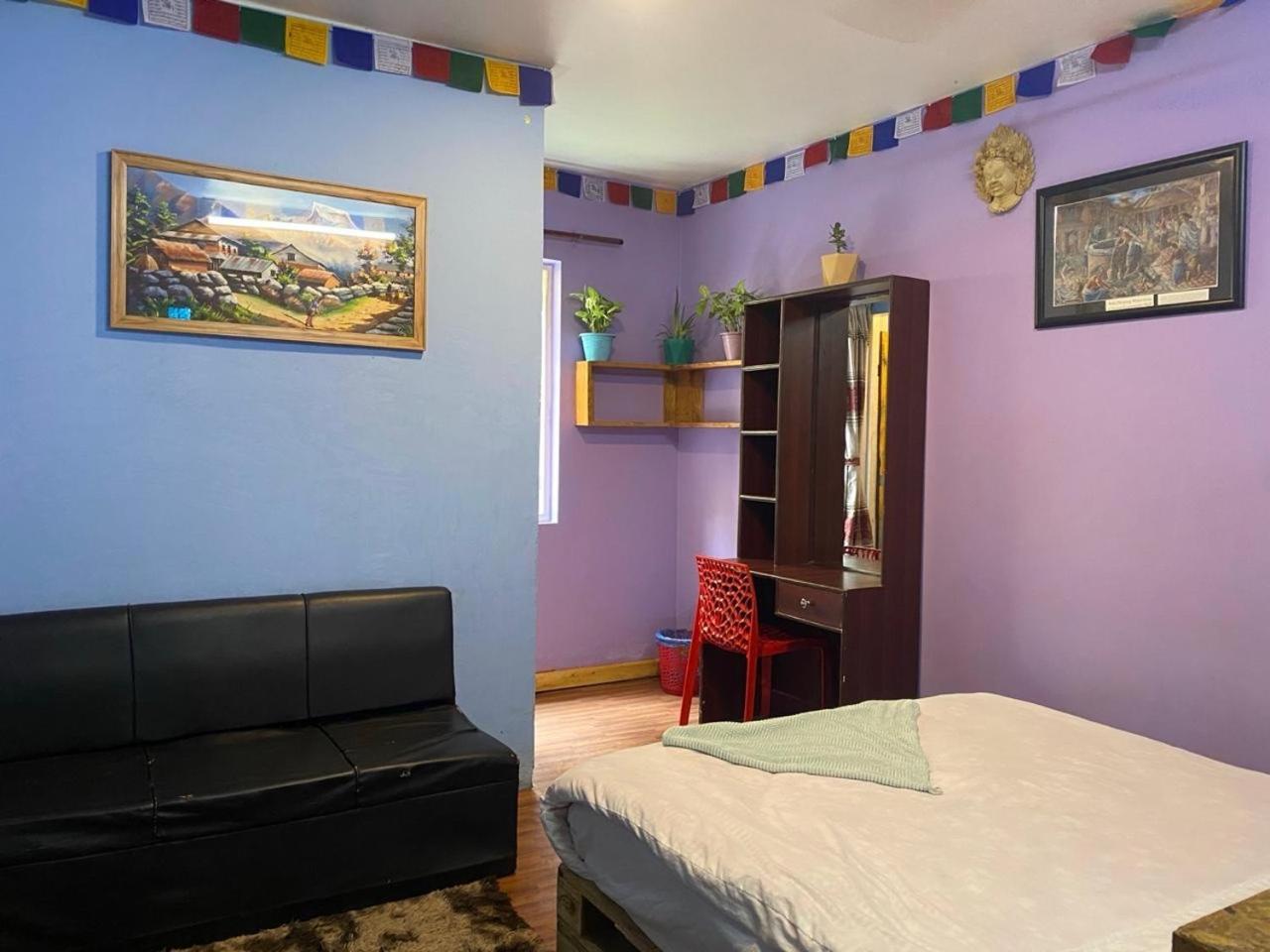 Yog Hostel Katmandu Eksteriør billede